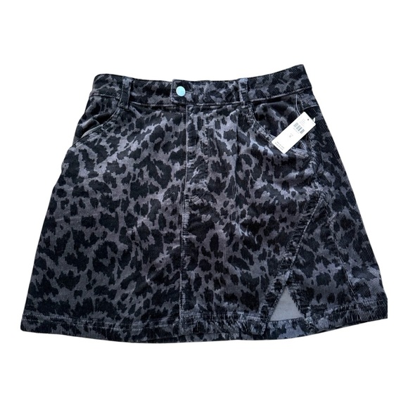 Anthropologie Dresses & Skirts - Anthropologie Pilcro Corduroy Mini Slirt Leopard Print Sz NEW
